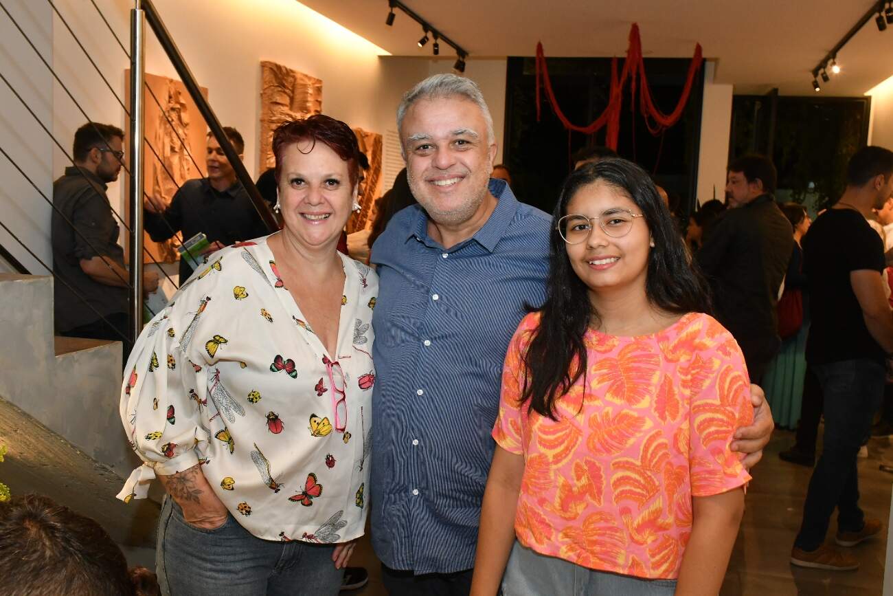 Lili e Marinho Galvão com a filha Juliana  Gilberto Freitas/Divulgação
